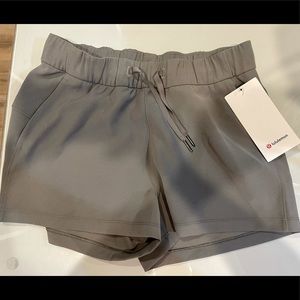 NWT LuLuLemon On the Fly Short. 2.5” inseam.